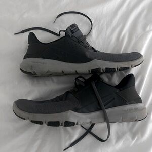 Men’s size 13 Nike Flex